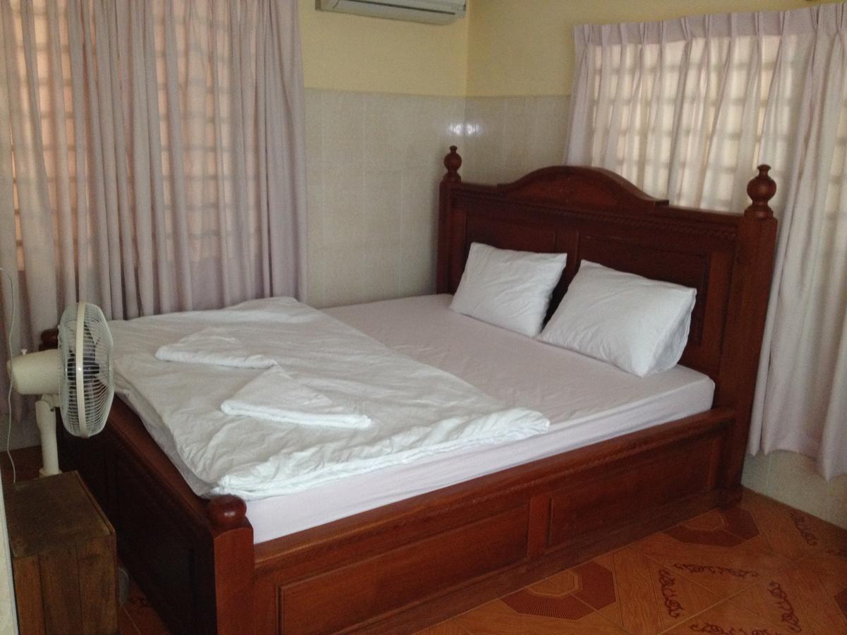 139 Guest House Phnom Penh Exteriör bild